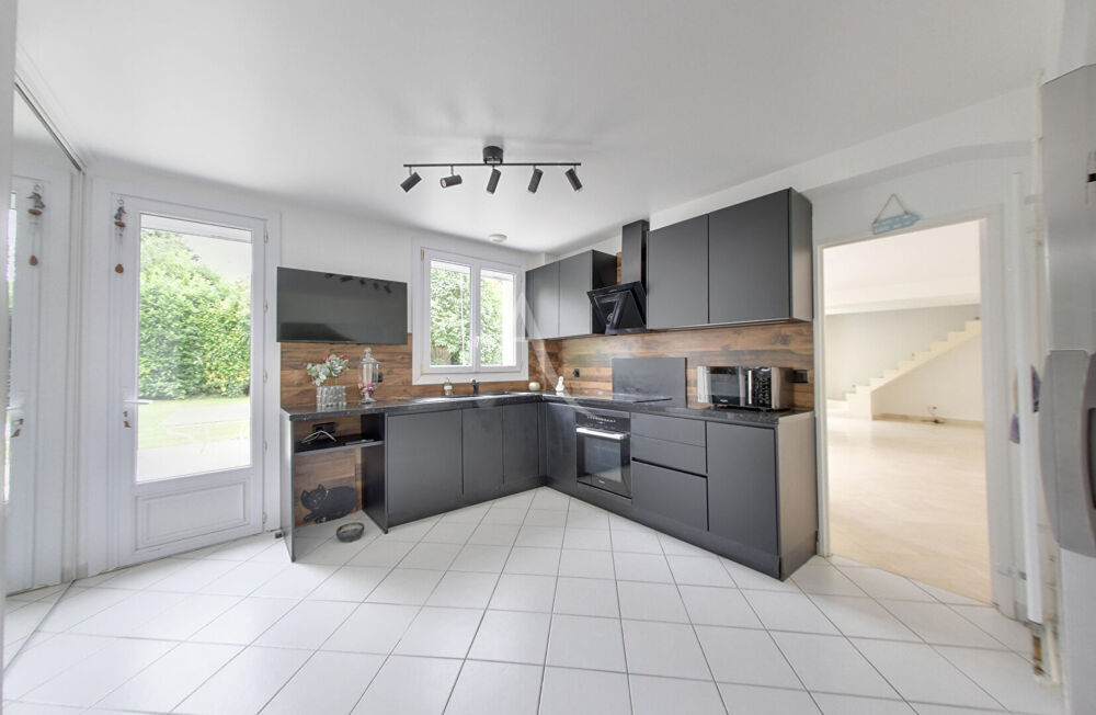 à vendre  Maison Lésigny (77150)