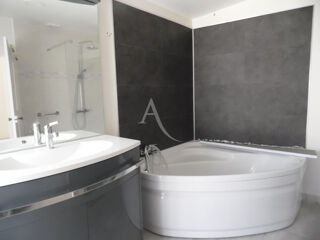 Maison à louer 5 pièces 108 m²