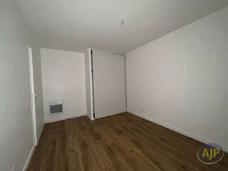  Appartement à louer 2 pièces 44 m²