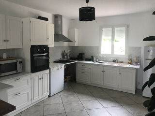  Maison à louer 5 pièces 131 m²