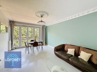  Appartement à louer 3 pièces 73 m²