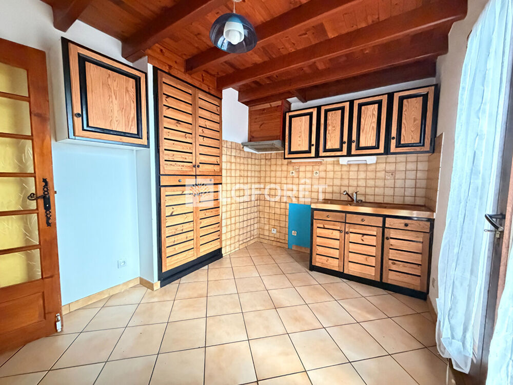 Vente Maison Montbolo, maison avec 4 chambres, jardin et garage Montbolo