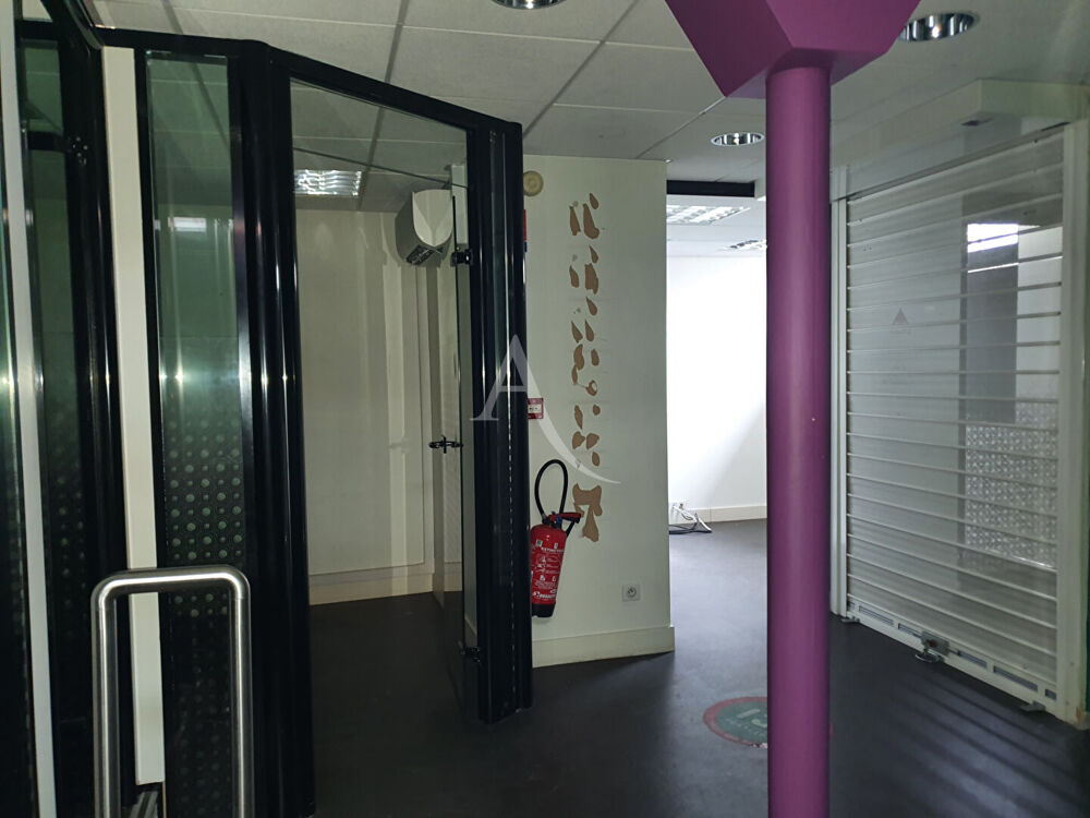 Vente Immeuble IMMEUBLE COMMERCIAL À VENDRE À SAINT AIGNAN Saint aignan