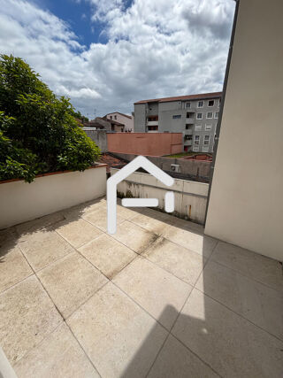  Immeuble à vendre 10 pièces 230 m²