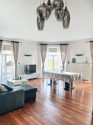  Appartement  louer 4 pices 119 m