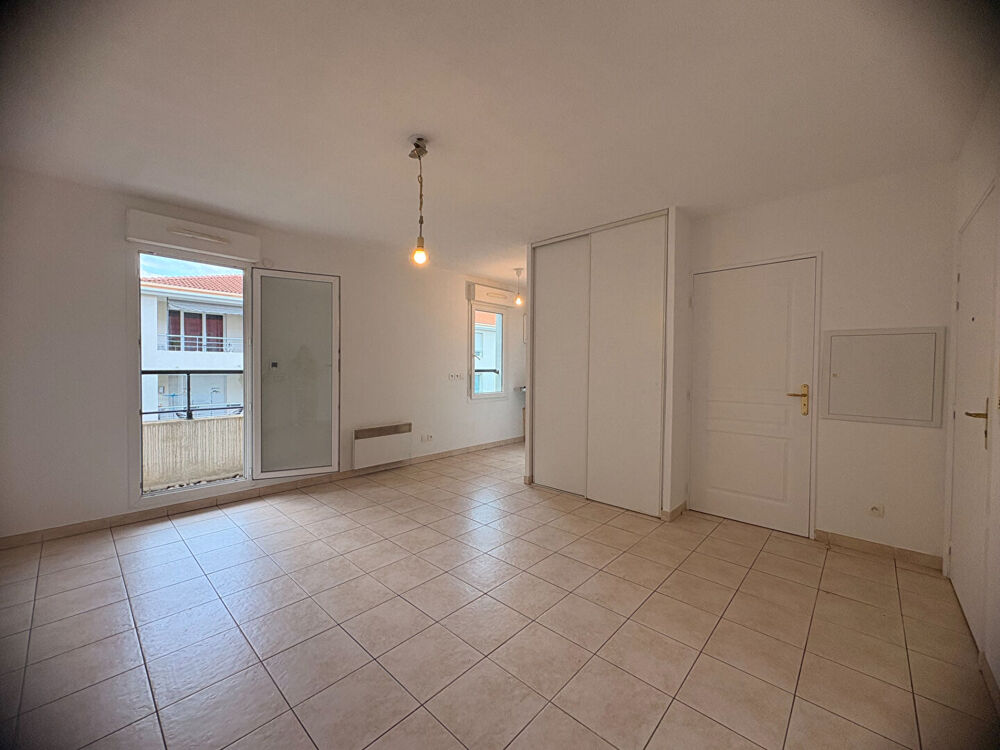 Location Appartement A louer studio dans résidence sécurisée avec box Cagnes sur mer
