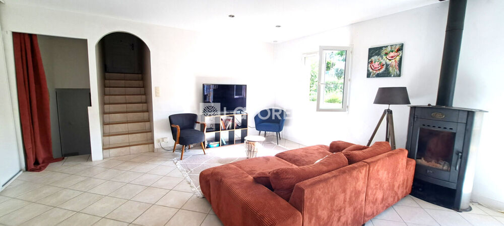 Location Maison Maison Saint Urcisse 6 pièce(s) 138 m2 Saint urcisse