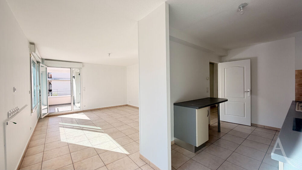 Vente Appartement ESSEY-LÈS-NANCY  T3 71 M² TERRASSE 2 STATIONNEMENTS Essey les nancy