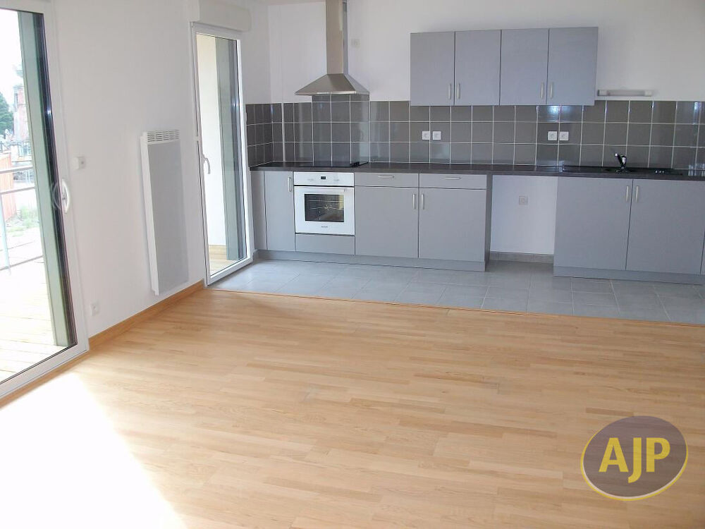 Location Appartement Appartement 3 pièces 72.18 m2 - Centre Ste Pazanne Sainte pazanne