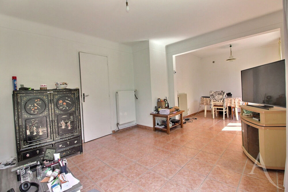 Le calme à deux pas du métro : 4 chambres et jardin à Chevilly-Larue