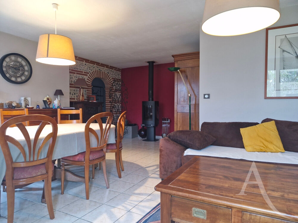 Vente Maison Fontenilles Maison T7 de 149 m� ? D�pendances  (chalet ,garage )mode chauffage chaudi�re Biomasse & Solaire  Terrain arbor� Fontenilles