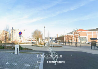  Immeuble � vendre 13 pi�ces 317 m�