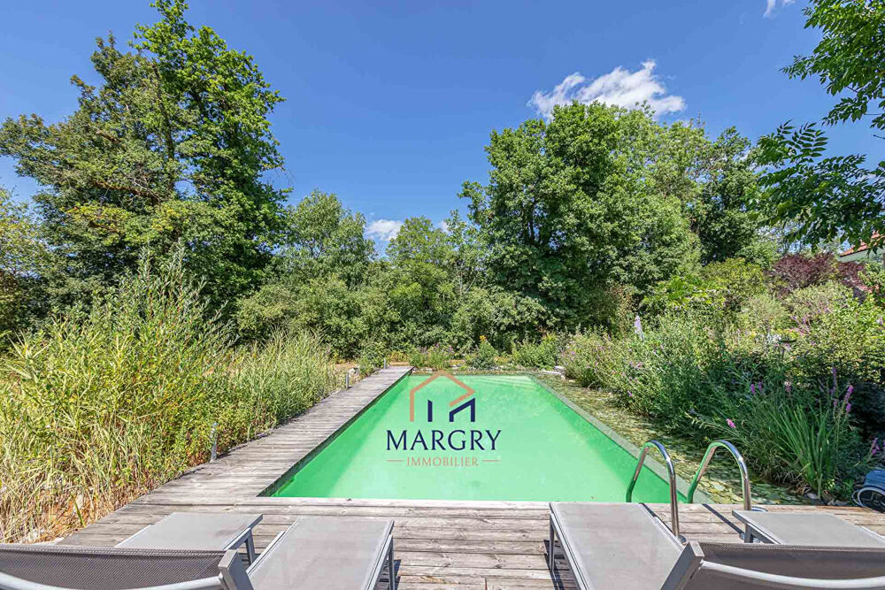 à vendre  Maison Chevry (01170)