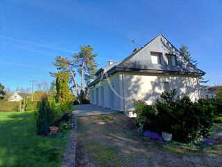 Maison à louer 7 pièces 147 m²