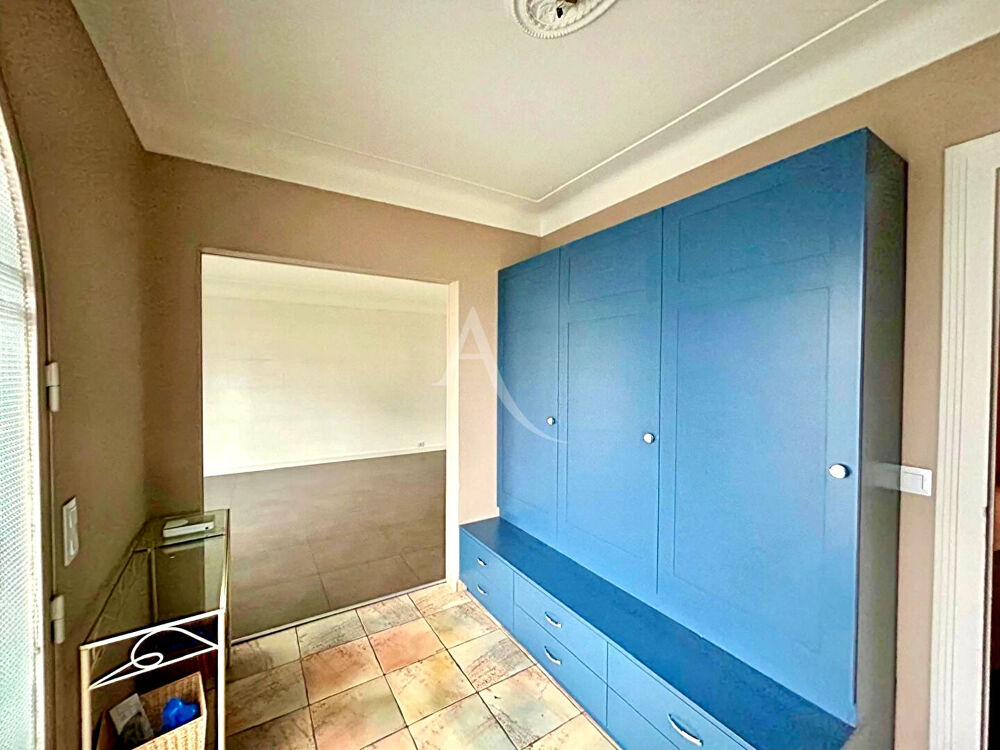 Vente Maison Maison Orvault 8 pièces 177.87 m2 avec studio indépendant et dépendance Orvault