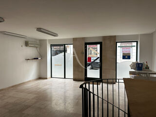  Immeuble � vendre 3 pi�ces 139 m�