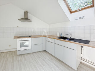  Appartement à louer 3 pièces 64 m²