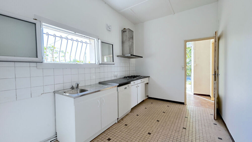 Location Maison A LOUER MAISON DE TYPE 3 AVEC JARDIN ET GARAGE - SECTEUR BOURG SUR GIRONDE Bourg