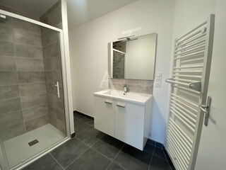  Appartement à louer 2 pièces 47 m²