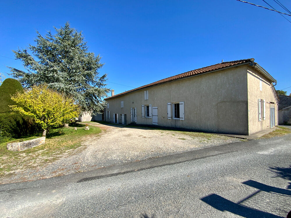 Maison charentaise à rénover