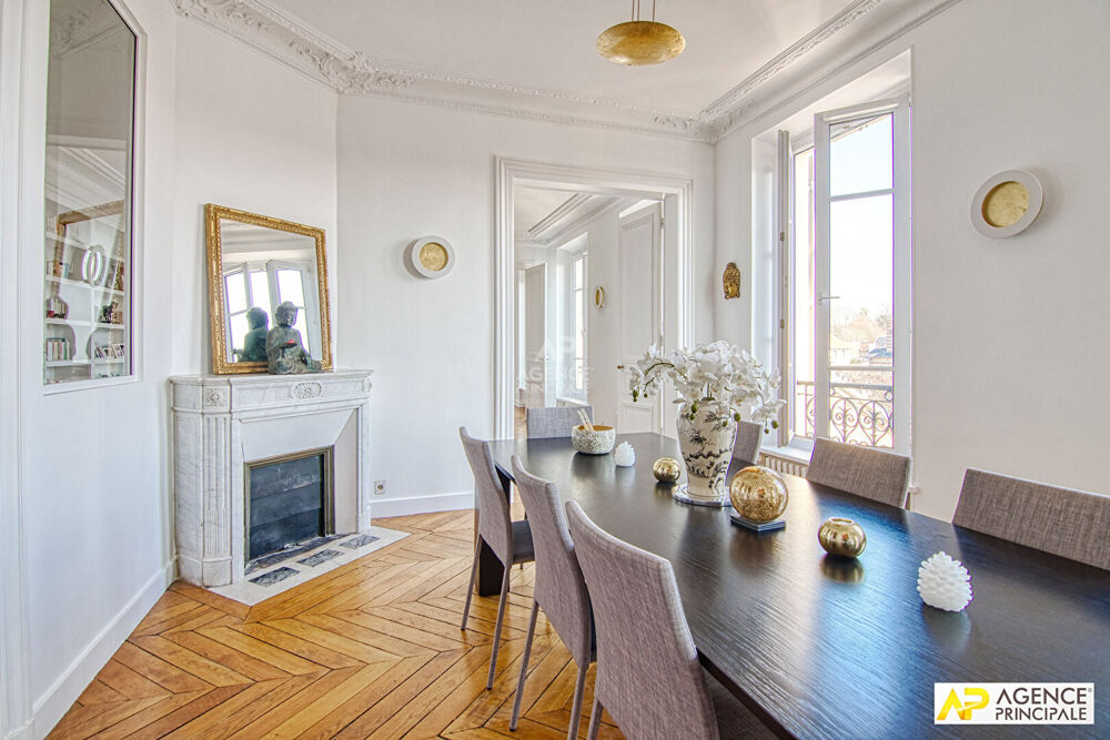 Vente Appartement Le Chesnay limite Versailles Rive-Droite Appartement 7 pièces 271 m² carrez situé au 3ème étage d'un immeuble Haussmannien avec Le chesnay