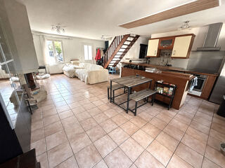  Maison à vendre 7 pièces 145 m²
