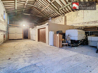  Maison  vendre 1 pice 180 m