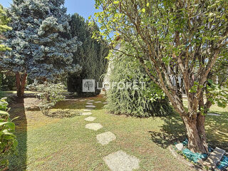  Maison � vendre 9 pi�ces 242 m�