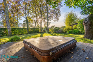  Maison � vendre 8 pi�ces 213 m�