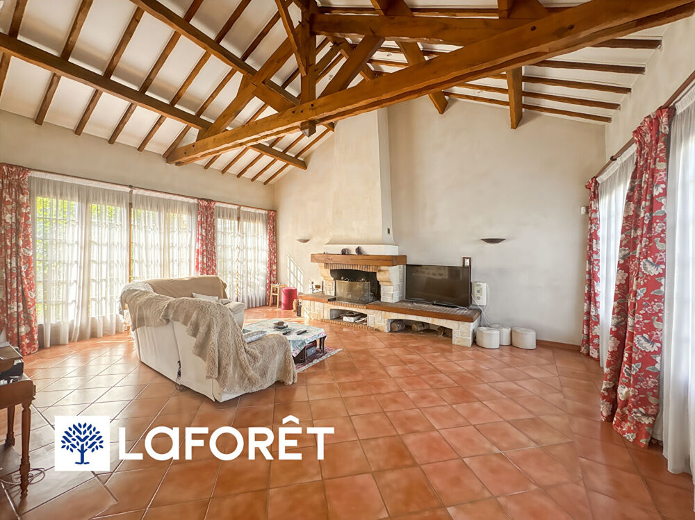 Vente Maison Maison 6 pièces à vendre à Sainte Geneviève des Bois Proximité gare commerces - Réf 11032 Sainte genevieve des bois