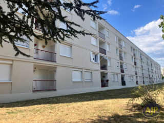  Appartement à louer 3 pièces 64 m²