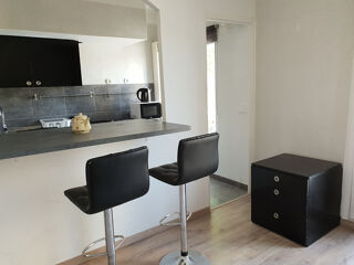  Immeuble � vendre 7 pi�ces 205 m�