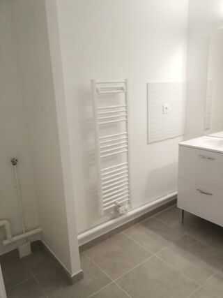  Appartement à louer 4 pièces 89 m²