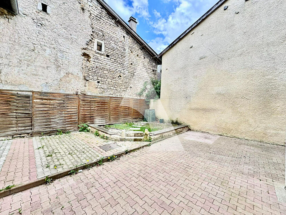 Maison de village 3 chambres avec garage et cour - Maxey-sur-Vaise