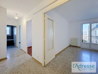  Appartement à louer 2 pièces 58 m²