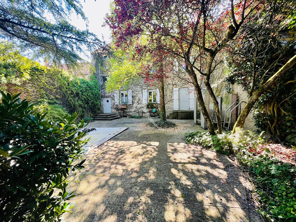 Maison Avricourt 11 pièce(s) 293.6 m2