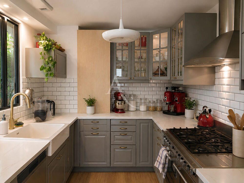 À VENDRE - MAISON 3 CHAMBRES AVEC JARDIN, GARAGE ET PARKING