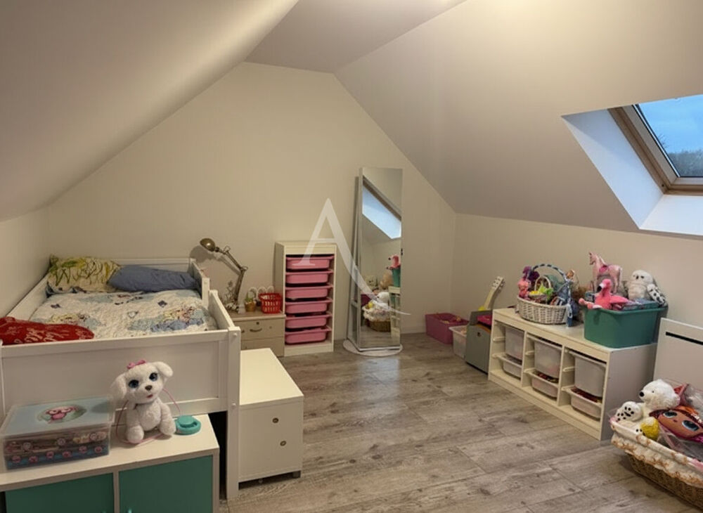 Maison 5 chambres sur terrain de 1830 m²