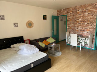  Appartement à louer 1 pièce 27 m²