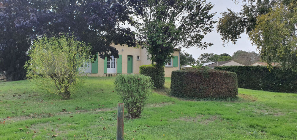 Propriété 7 pièce(s) 125 m2 avec piscine et 50 m2 dépendances