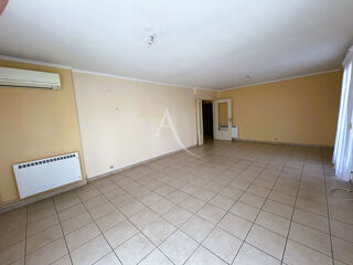 Vente Appartement Vaste appartement Perpignan 3 pièces, double balcon et cave secteur Verte Feuille Perpignan