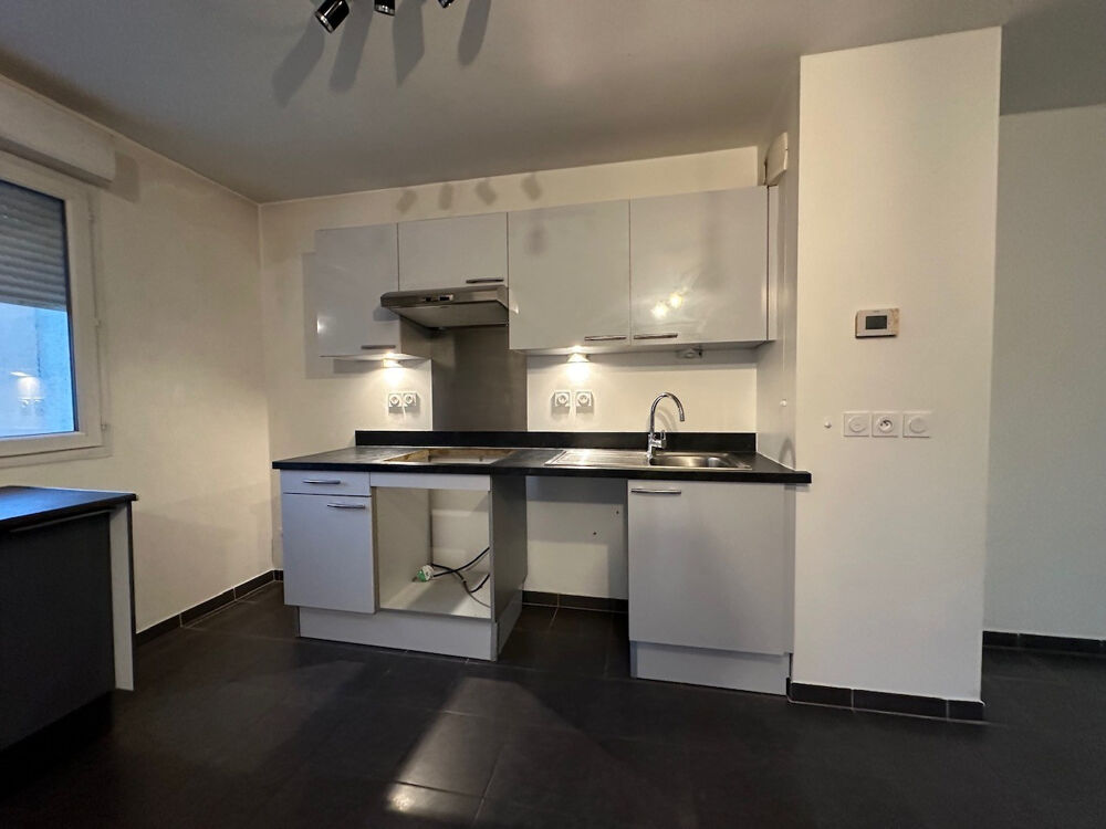 Vente Appartement Appartement T3 60 m² Centre ville Decines charpieu