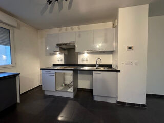 Vente Appartement Appartement T3 60 m² Centre ville Decines charpieu