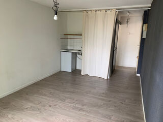  Appartement à louer 1 pièce 20 m²
