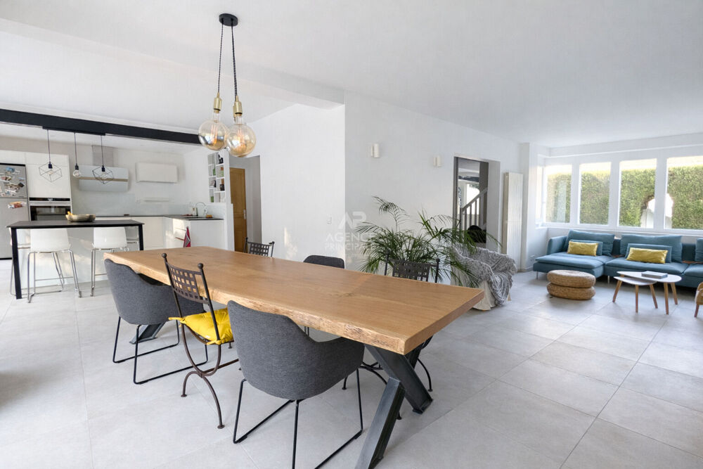 à vendre  Maison Le Mesnil-le-Roi (78600)