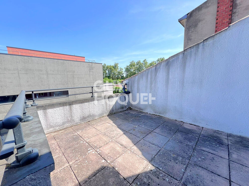 STUDIO EN CENTRE VILLE AVEC TERRASSE