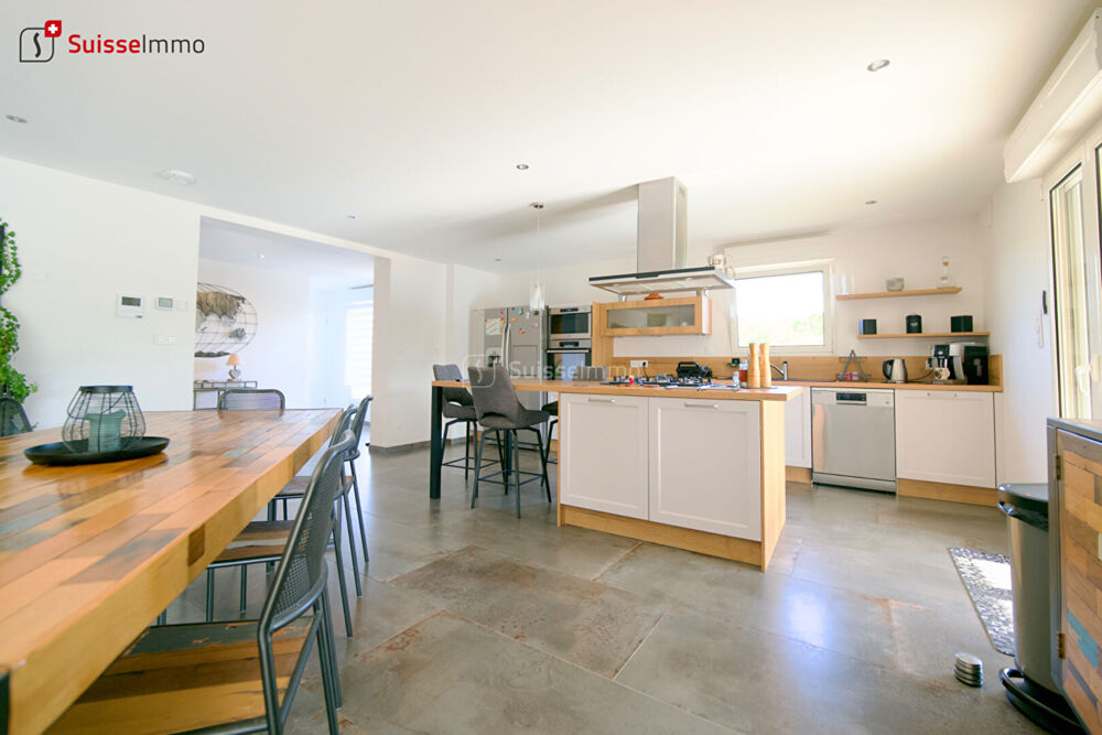 Vente Maison Maison Desandans 228 m2 sur 40 ares de terrain Desandans