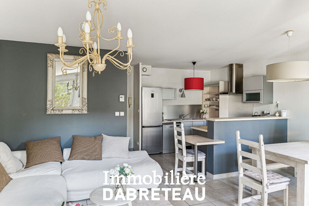 Location Appartement Appartement triplex meublé avec Terrasse - ALBIGNY-SUR-SAONE - GLI Albigny sur saone