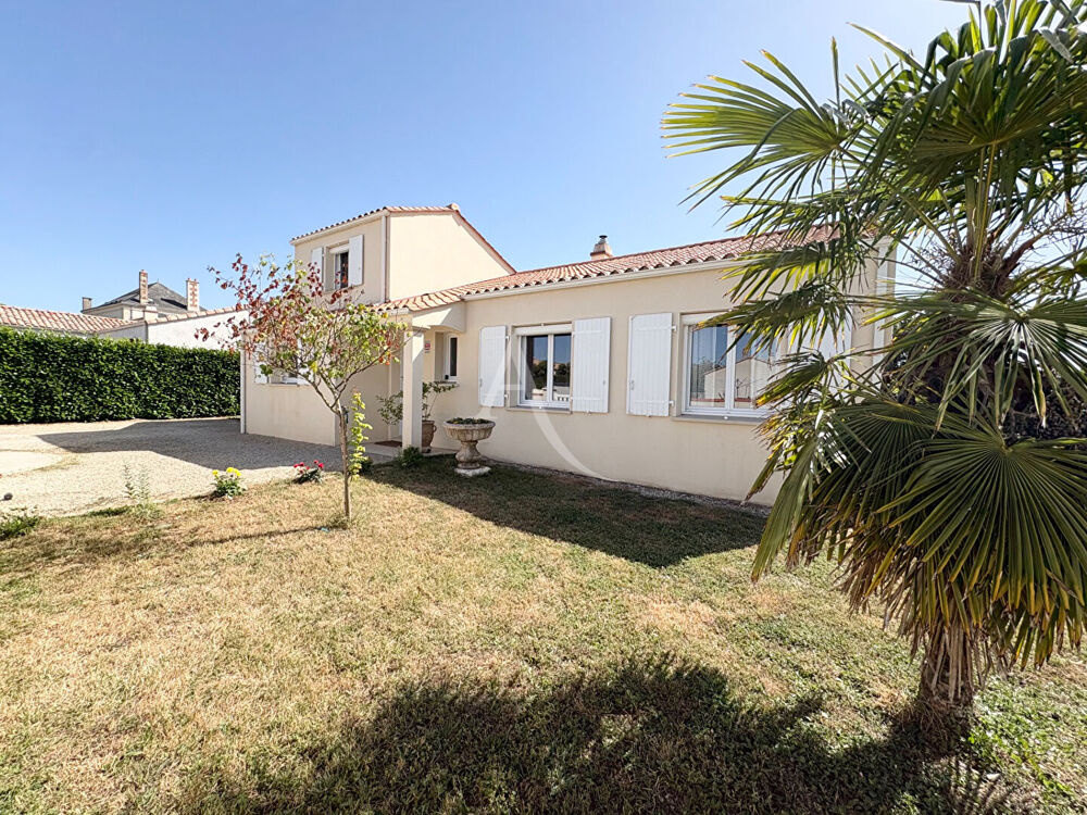 Vente Maison Maison individuelle -  4 pièces - Nalliers Nalliers