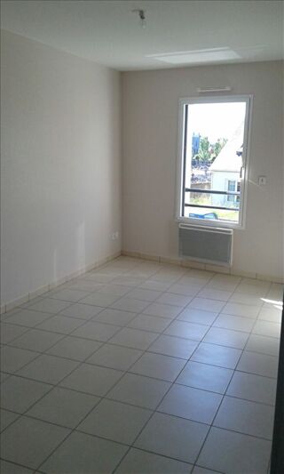  Appartement à louer 3 pièces 71 m²